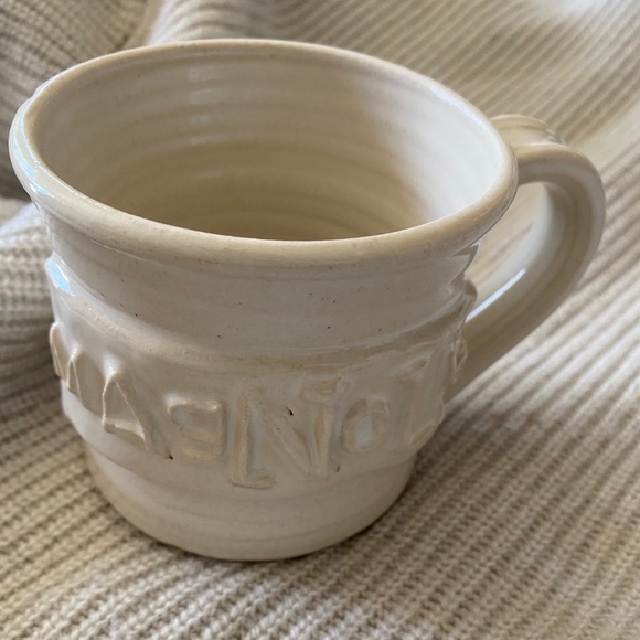 Magnolia ceramic cup mug - Picture 2 of 6